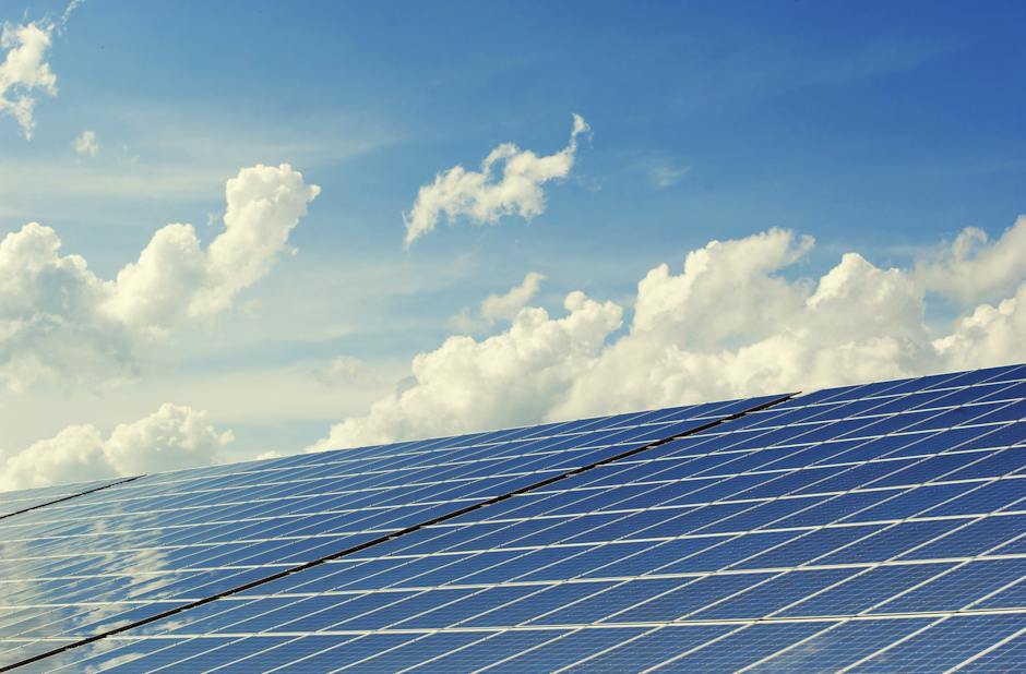 Big-box stores could help slash emissions and save millions by putting solar panels on roofs. Why aren't more of them doing it?